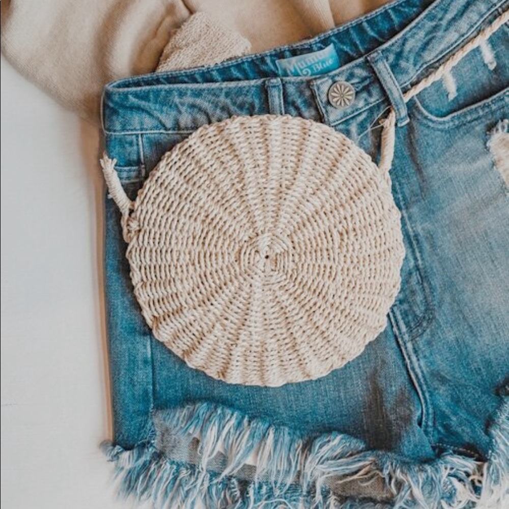 The Beach People Scallop Hip Bag
